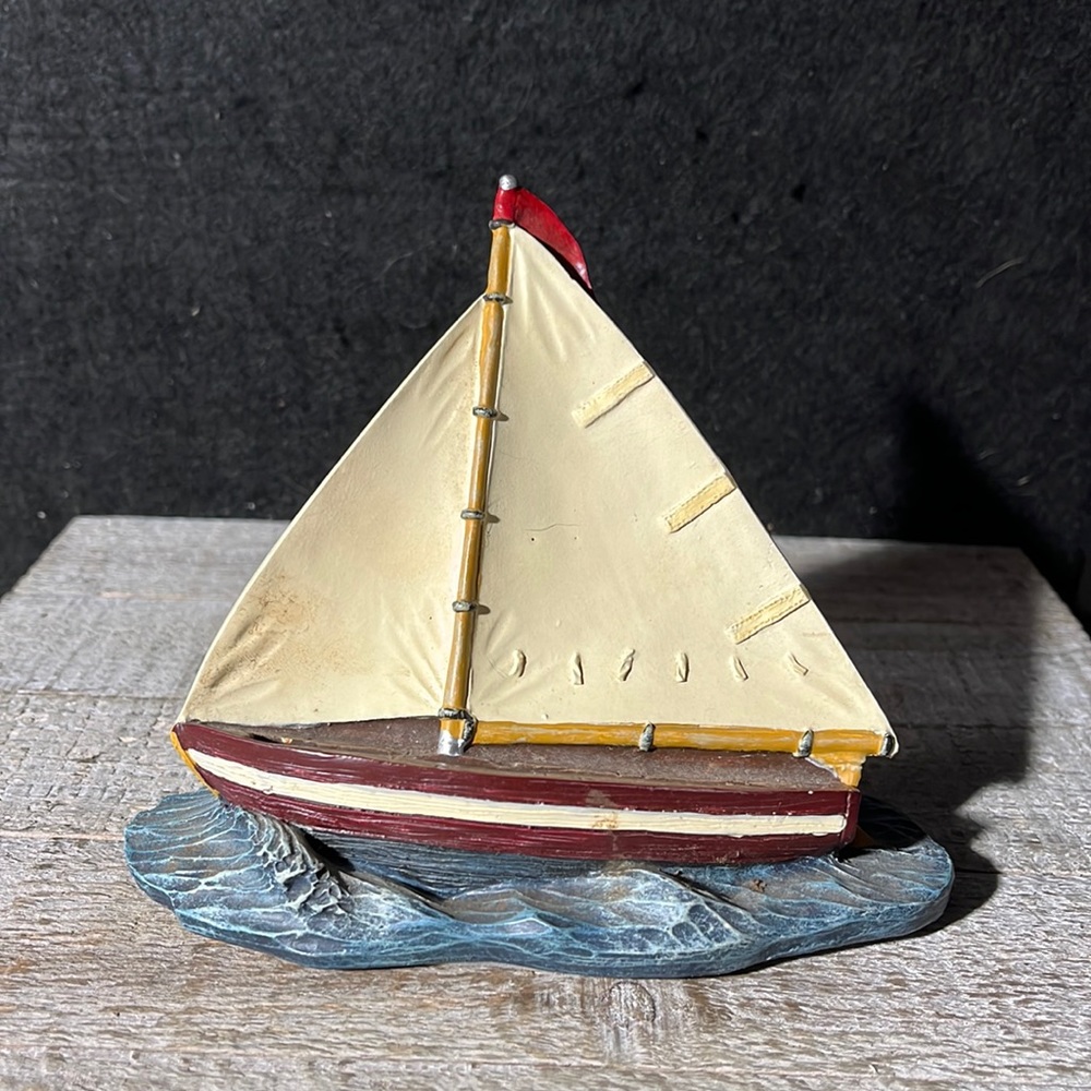 Vintage Figi Graphic Catboat Bussiness Card Holder